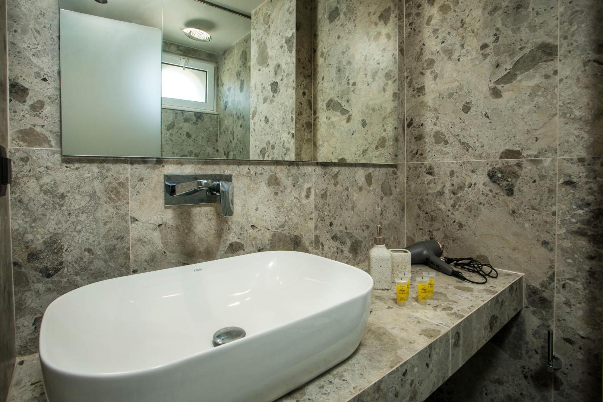 فاليراكي Dias Studios & Suites المظهر الخارجي الصورة